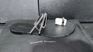 Giuseppe Zanotti 36 - Foto 1 di 5