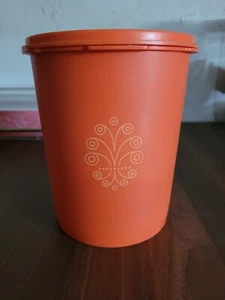 Tupperware Storage Canister Container #809-13 Harvest Orange w/ Lid 909-25 USA - Picture 1 of 11