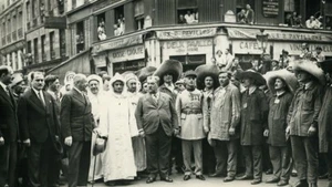 Sidi Mohammed Ben Yusef Sultan Morocco in Paris Forts des Halles Photo Rol 1931 - Imagen 1 de 3