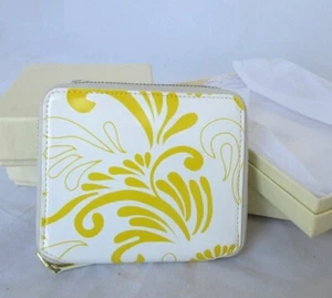 Graphic Image AEON Small Square Wallet Patent Leather Yellow Gift Box - Picture 1 of 8