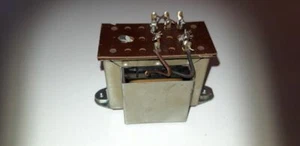 Ausgangstrafo/Übertrager aus Loewe Opta Bella 67 Typ 82 020 - Bild 1 von 3