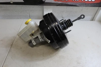 2011-2018 Jeep Wrangler JK OEM Brake Booster Master Cylinder 68069918 / 68091278 - Image 1 of 4