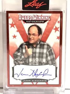 1/3 ALPHA PACK FRISCH 2023 Leaf Decadence Award Auto rot Jason Alexander Seinfeld - Bild 1 von 2