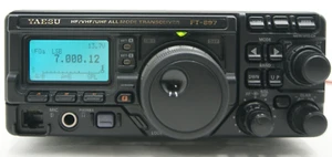 YAESU FT-897M HF 1.9-440MHz All Mode Transceiver 100W + Mic Good Cond. - Zdjęcie 1 z 16