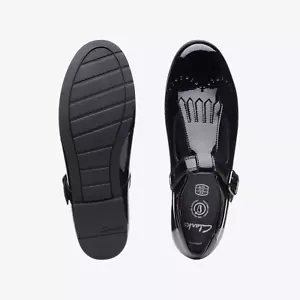 BNIB Clarks Girls Youth SCALA TEEN Y Black Patent Leather School Shoes - Picture 1 of 6