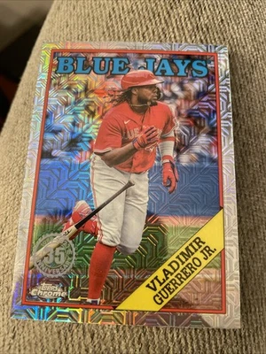 2023 Topps Chrome 35th Anniversary Mojo Vladimir Guerrero Jr. Toronto Blue Jays - Image 1 of 4