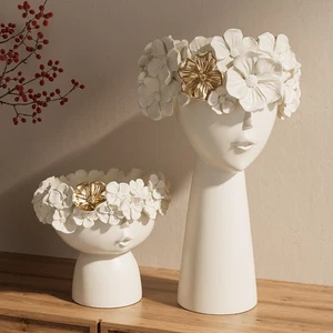 Advanced Sculpture Art Figure Ornament Light Luxury New Home Soft Decoration - Foto 1 di 13
