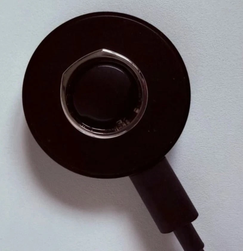 Oura Ring Generation 3 Größe 10 - Silber mit Ladegerätl Zustand gut - Bild 1 von 1