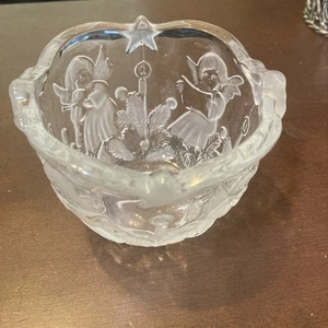Candelabro votivo cristal ángel grabado luces navideñas Mikasa 4" diámetro 3" H - Imagen 1 de 6