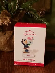2015 Hallmark Ornament ~ FROSTY FRIENDS ~ 36TH IN THE SERIES - Picture 1 of 2