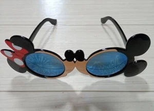 TOKYO Walt Disney World Resort Sunglasses Mickey Minnie Mouse KISS KISSING - Picture 1 of 3