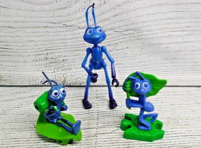 Lote de 3 figuras de hormigas vintage de Disney Pixar A Bug's Life Foto 1 de 4