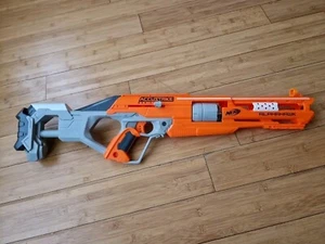 Nerf N-Strike Elite Accustrike Alphahawk Blaster Orange - Bild 1 von 9