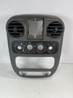 Chrysler PT Cruiser 2001-2005 radio central tablero control de clima embellecedor bisel topo Foto 1 de 4