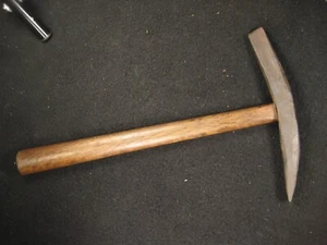 ANTICO STRUMENTO GIAPPONESE FORGIATO A MANO SAMURAI ACCIAIO FABBRO SCALPELLO MARTELLO - Foto 1 di 14