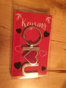 BNIP New Metal Keyring I Heart / Love You - Picture 1 of 3