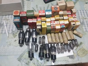 LOTTO 65 Valvole Nuove e Usate non provate - Foto 1 di 1