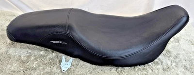 Harley Davidson Seat Badlander Touring 08-23 52067-08A - Image 1 of 4