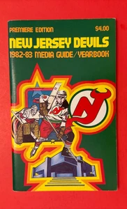 NEW JERSEY DEVILS ~ 1982-83 Media Guide Annuario ~ Prima Edizione ~ Hockey su Ghiaccio - Foto 1 di 14