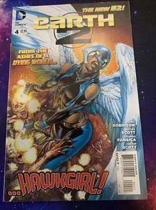 Earth 2 #4, Hawkgirl  DC Comics, 2012, New 52 - Picture 1 of 4