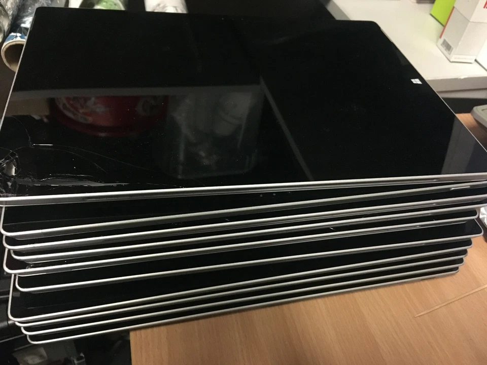 Microsoft Surface Pro 3 - Image 1 of 1