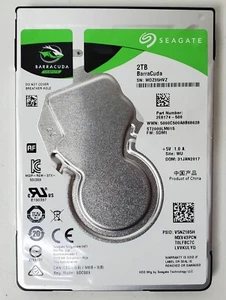 Seagate Barracuda ST2000LM015 2TB 2.5" SATA Hard Drive 5400RPM 5-Hours Runtime - Photo 1/2