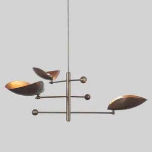 Lámpara colgante de techo Sputnik de tres tonos curvos de latón hecha a mano Sputnik - Imagen 1 de 7