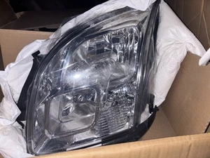 2006-2009 Ford Fusion Headlight Set - Picture 1 of 2