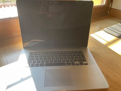 Apple MacBook Pro 15,4" (512GB SSD, Intel Core i7 4ª generazione, 2,20 GHz,... - Immagine 1 di 4