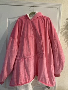 The Comfy Hoodie/Coat NWOT Fully Lined One Size Fits Most Soft Pink BEAUTIFUL - Picture 1 of 7