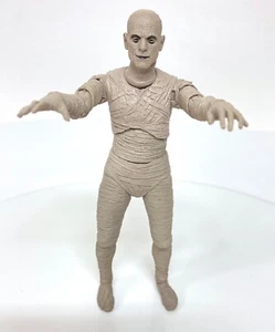 The Mummy Universal Monsters 7" inch NECA Overstock NECA NEW - Picture 1 of 5