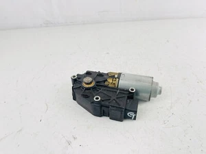 2014-2016 KIA CADENZA SEDAN FRONT UPPER PANORAMIC ROOF SUNROOF SHADE MOTOR OEM - Picture 1 of 5