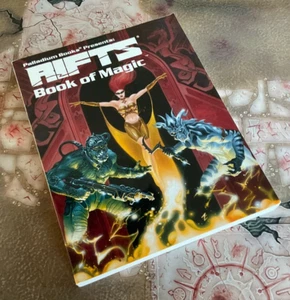 RIFTS - Book of Magic - Roleplaying Game Softcover -Mage Wizards Spells RPG - Picture 1 of 5
