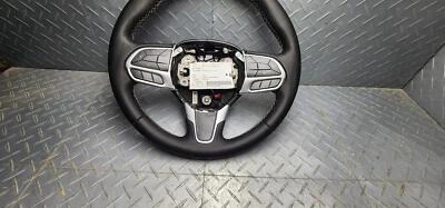 2022 Chrysler Voyager Black Leather Steering Wheel; Part #U18298X1121 Foto 1 de 4