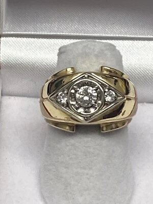 Anillo de dos tiempos de oro de 14k audaz con diamantes de 3 rondas Foto 1 de 4