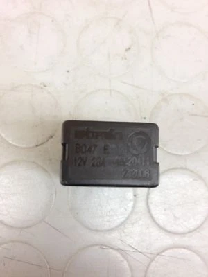 LANCIA LYBRA SW (2000) 2.4 DIESEL 98.5KW 5P RELE' RELAY 46520411 - Immagine 1 di 2