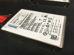 *LOT OF 6* LENOVO 250GB 2.5 12G SAS SSD HUSMR1625ASS201 HUSMR1625ASS20E 512BLOCK - Picture 1 of 5