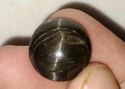 Piedra preciosa cabujón diopsido ojo de gato natural glorioso 24,05 CT de Afganistán Foto 1 de 4