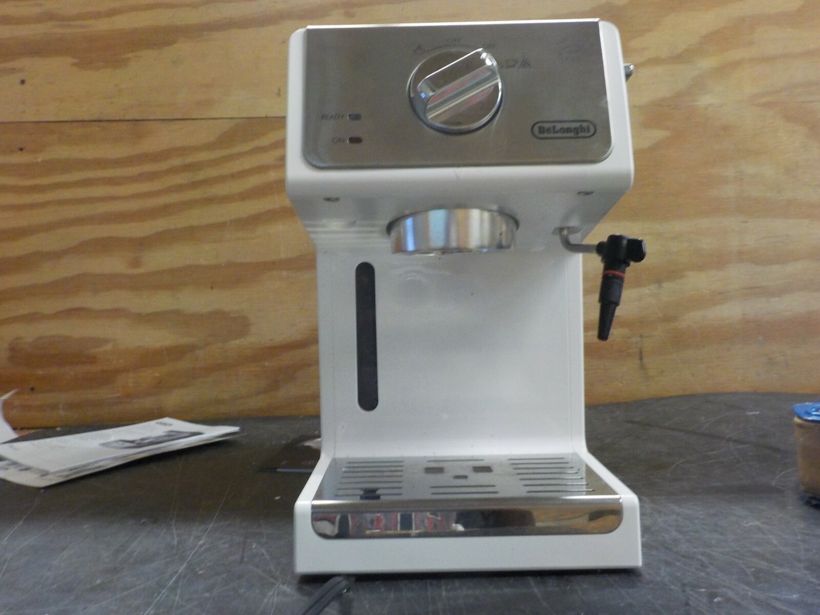 De'Longhi ECP3220W 15 Bar Espresso 