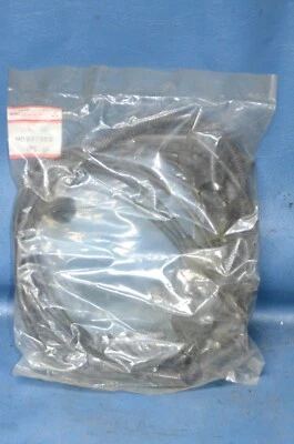 Juego de cables de bujía Dodge Caravan 1987-89 MD997365 Chrysler Plymouth Voyager NOS Foto 1 de 4