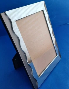 Burnes Of Boston 5 x 7 Picture Photo Frame Chrome and Gunmetal Gray Wavy - Picture 1 of 8