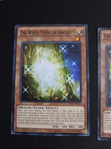 YuGiOh La Piedra Blanca de los Antiguos LDK2-ENK05 - 1ª Edición - Imagen 1 de 1