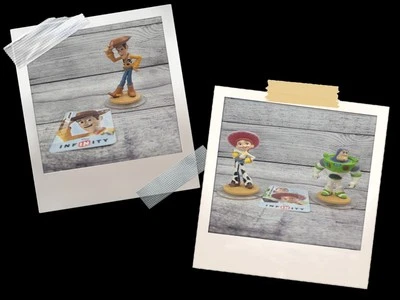 Lote de bonecos e cartas Disney Infinity Toy Story Buzz Woody Jessie - Imagem 1 de 4
