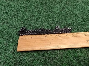 1998-2002 LINCOLN TOWN CAR EXECUTIVE SERIES EMBLEM BADGE SYMBOL OEM 1S9 - Picture 1 of 4