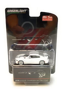 GREENLIGHT 1:64 2018 DODGE CHARGER SRT HELLCAT WHITE w/BLACK STRIPES 51425 chase - Picture 1 of 3