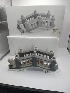 DEPT 56 HERITAGE VILLAGE ACCESSORY LIONHEAD BRIDGE With Box and tag - Picture 1 of 5