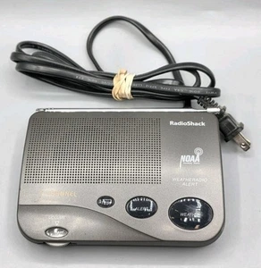 Radio Shack 7-Channel Digital NOAA Weather Radio Alert #12-247B, WORKING - Picture 1 of 7