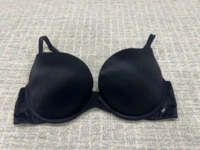 Victoria's Secret Very Sexy Black Underwire Push Up Bra Size: 36 C - Image 1 of 4