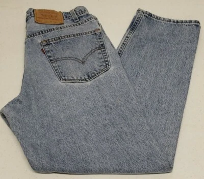 Pantalones de mezclilla Levi's 550 de tiro alto calce relajado cónicos lavados ligeros 34x30 hechos en EE. UU. de colección Foto 1 de 4
