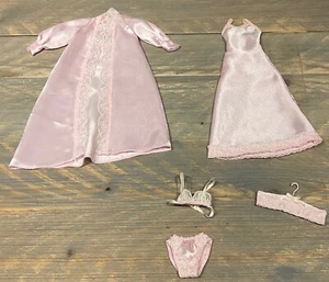 1993 Classique Collection Satin Dreams outfit for Barbie doll Janet Goldblatt - Picture 1 of 2